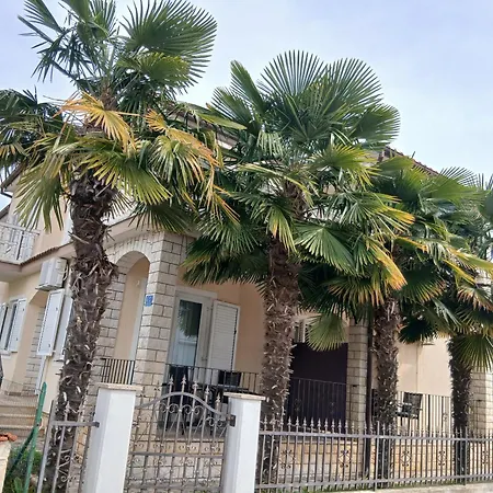 Appartement Marinela *